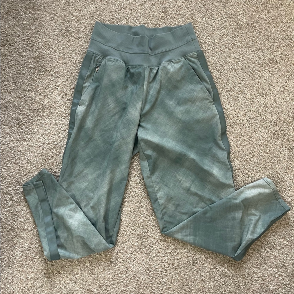 Athleta nolita slim tapered crop pant